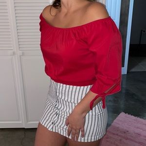 Cute red top